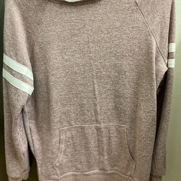 Bundle of tops - Picture 14 of 16